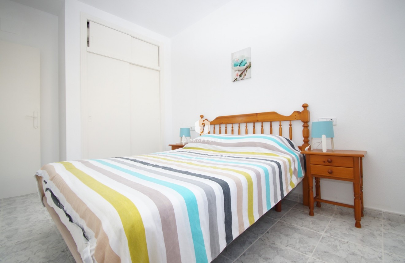 Aus zweiter Hand - Bungalow -
Orihuela Costa - Costa Blanca