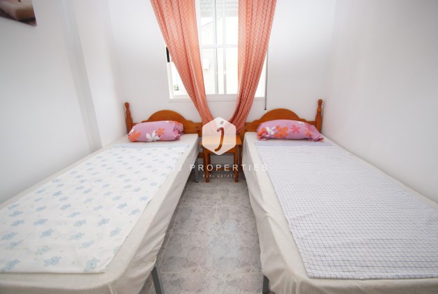 Aus zweiter Hand - Bungalow -
Orihuela Costa - Costa Blanca