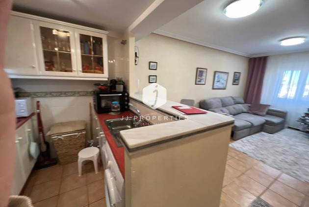 Tweedehands - Appartement / flat -
Torrevieja - aguas nuevas