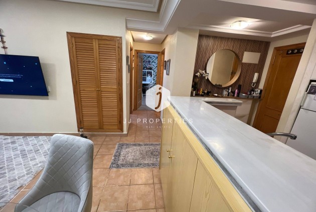 Tweedehands - Appartement / flat -
Torrevieja - aguas nuevas