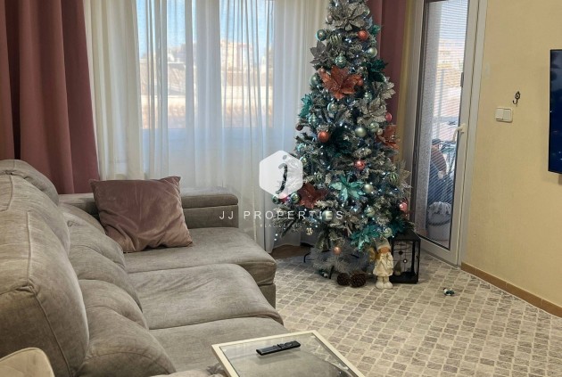 Tweedehands - Appartement / flat -
Torrevieja - aguas nuevas