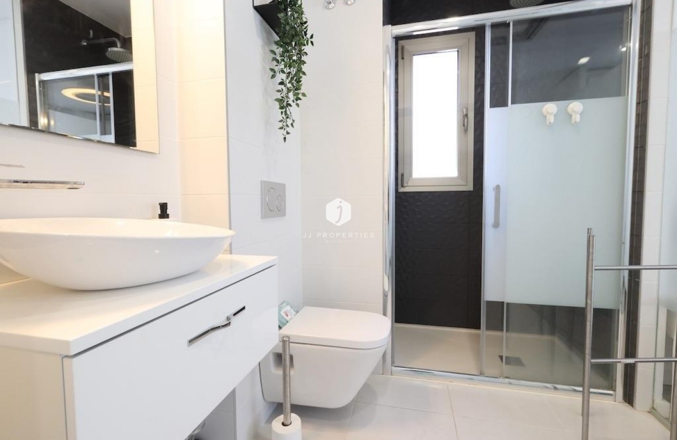 Tweedehands - Appartement / flat -
Orihuela Costa - Costa Blanca