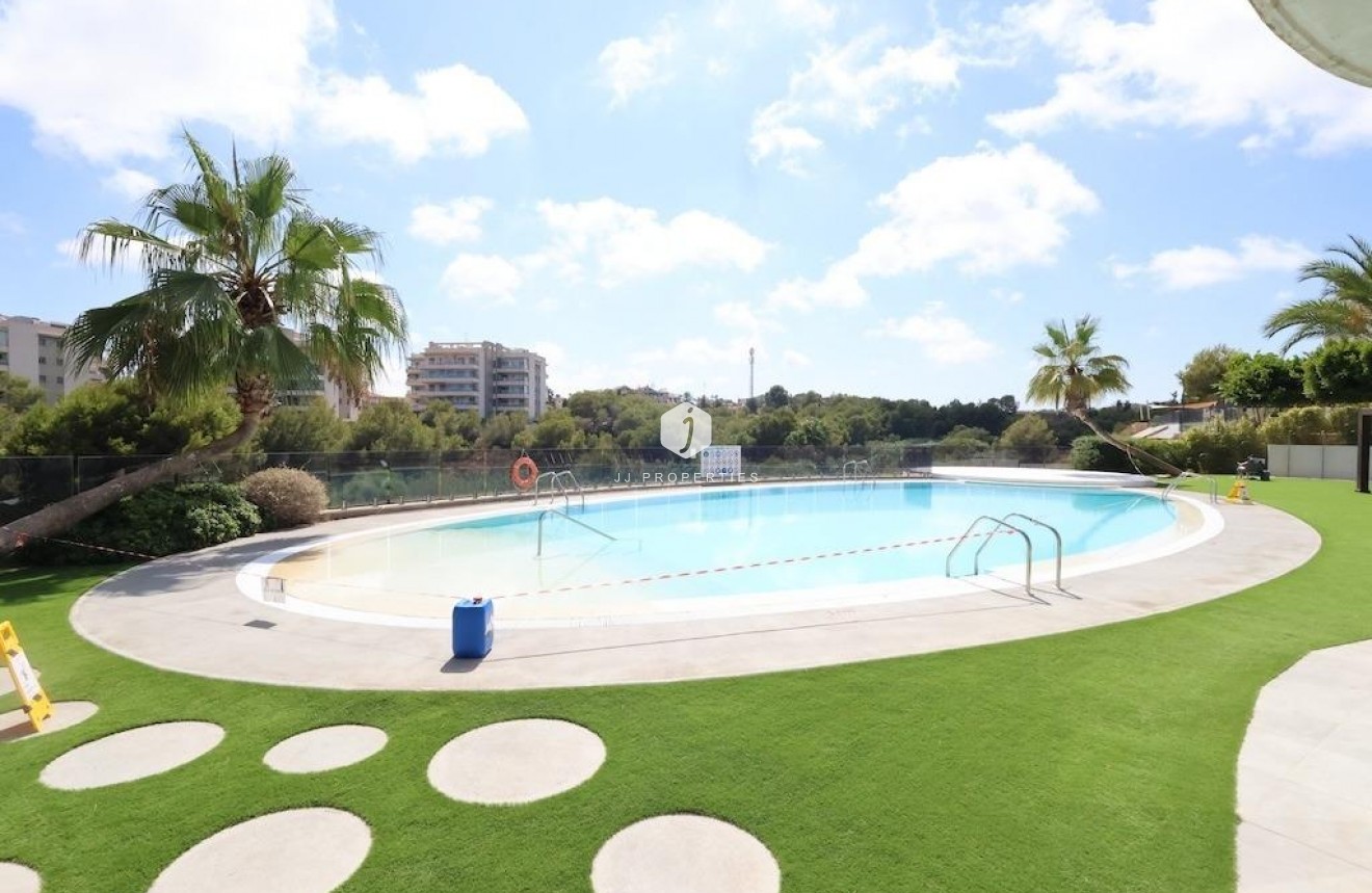 Tweedehands - Appartement / flat -
Orihuela Costa - Costa Blanca