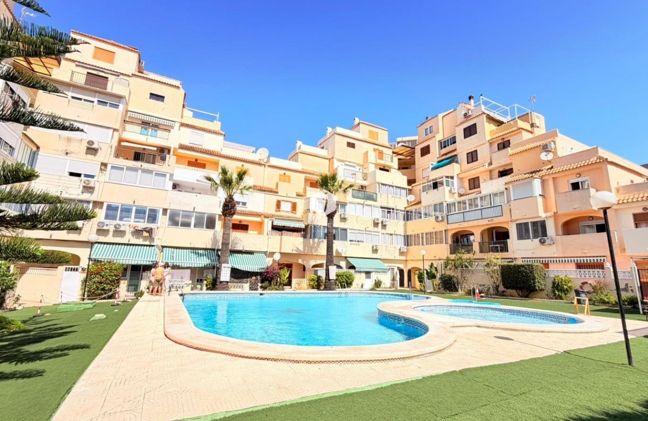 D'occasion - Appartement -
Torrevieja - Nueva Torrevieja