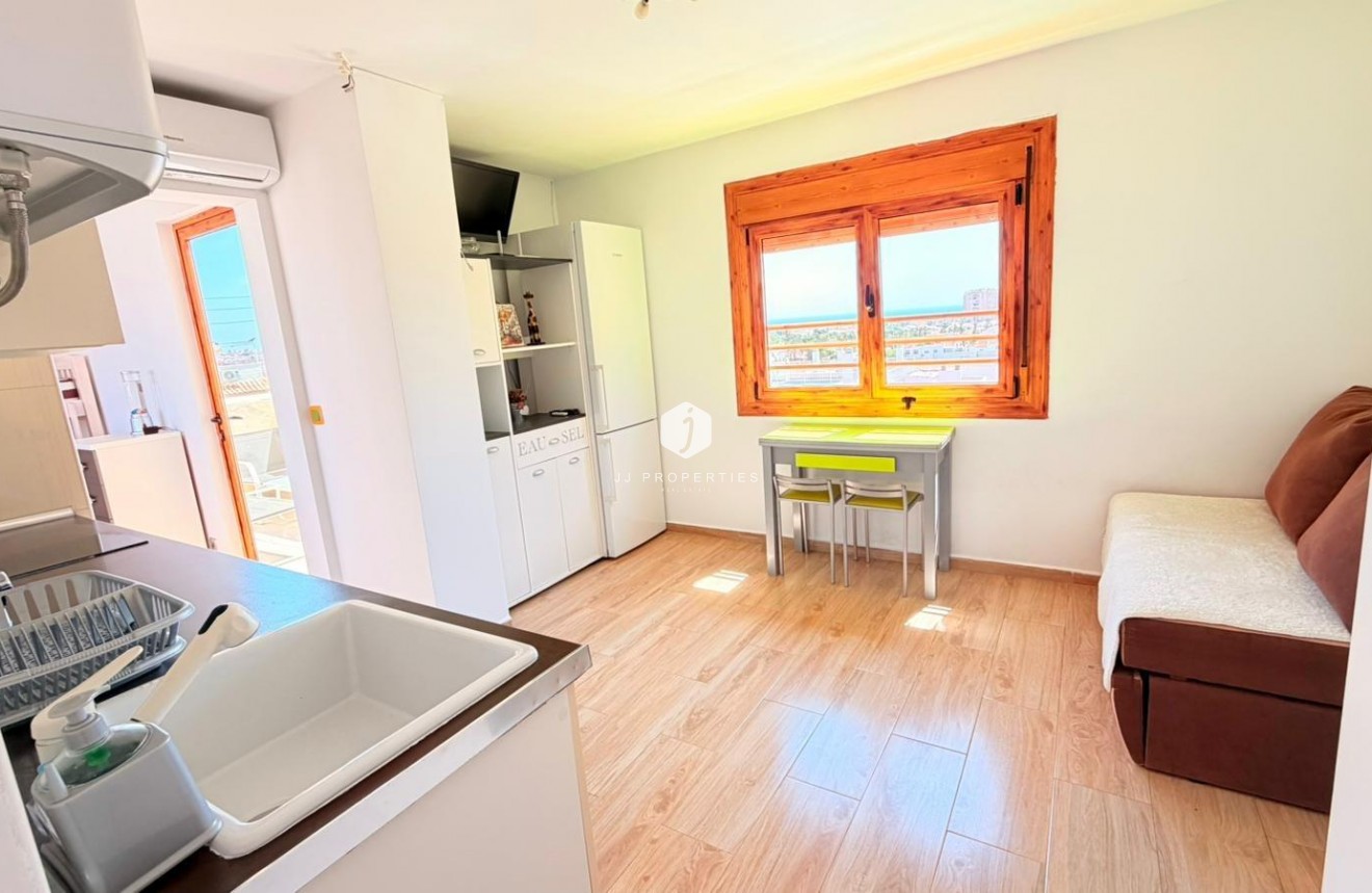 D'occasion - Appartement -
Torrevieja - Nueva Torrevieja