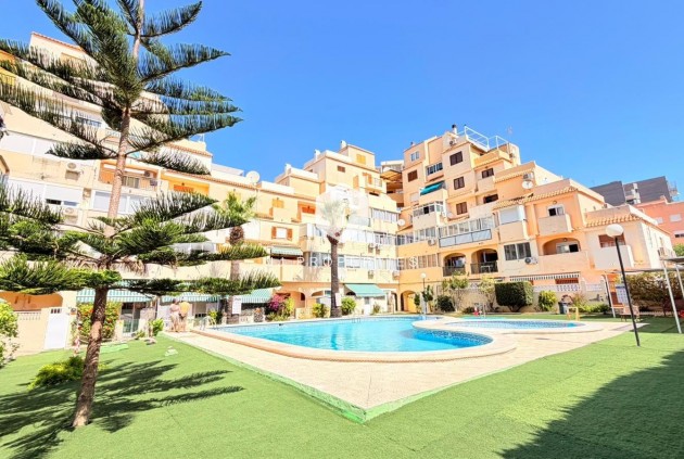 D'occasion - Appartement -
Torrevieja - Nueva Torrevieja