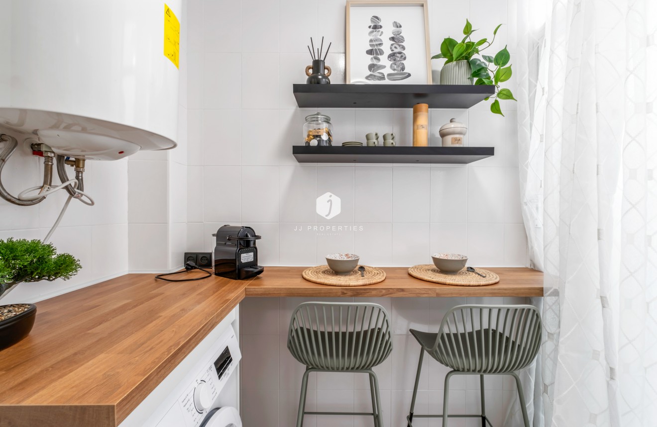 Aus zweiter Hand - Wohnung -
Playa Flamenca - Costa Blanca