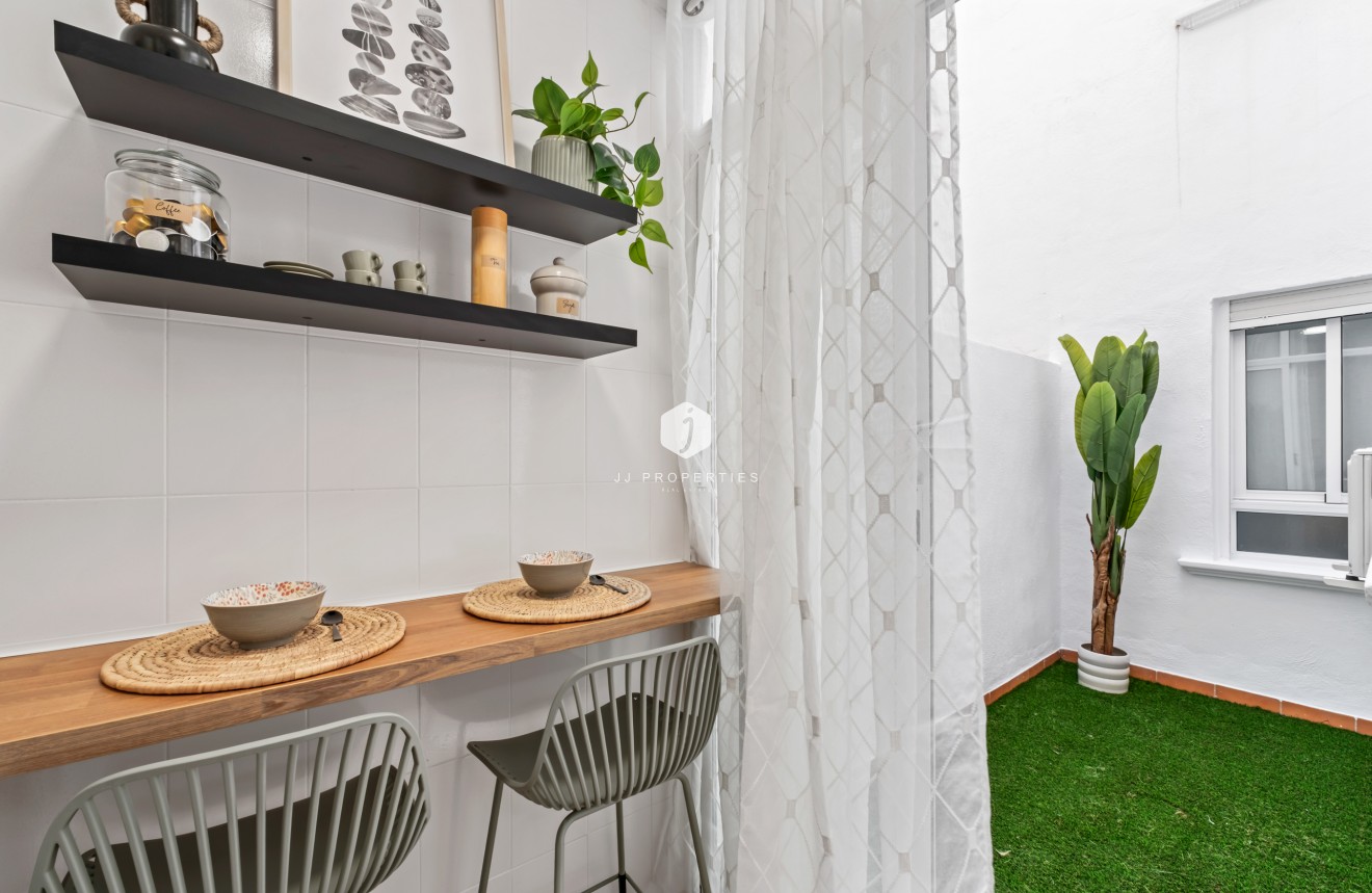 Aus zweiter Hand - Wohnung -
Playa Flamenca - Costa Blanca