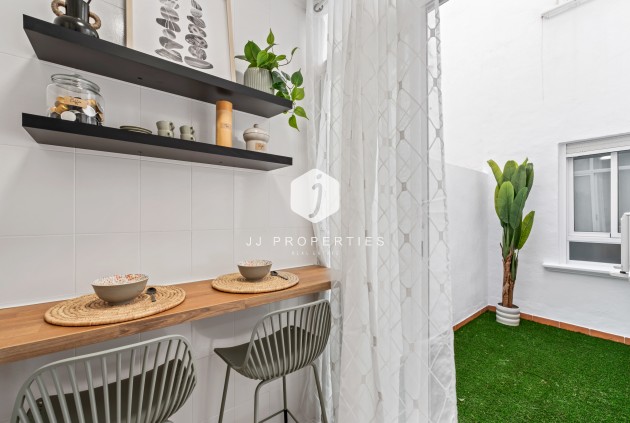 Aus zweiter Hand - Wohnung -
Playa Flamenca - Costa Blanca
