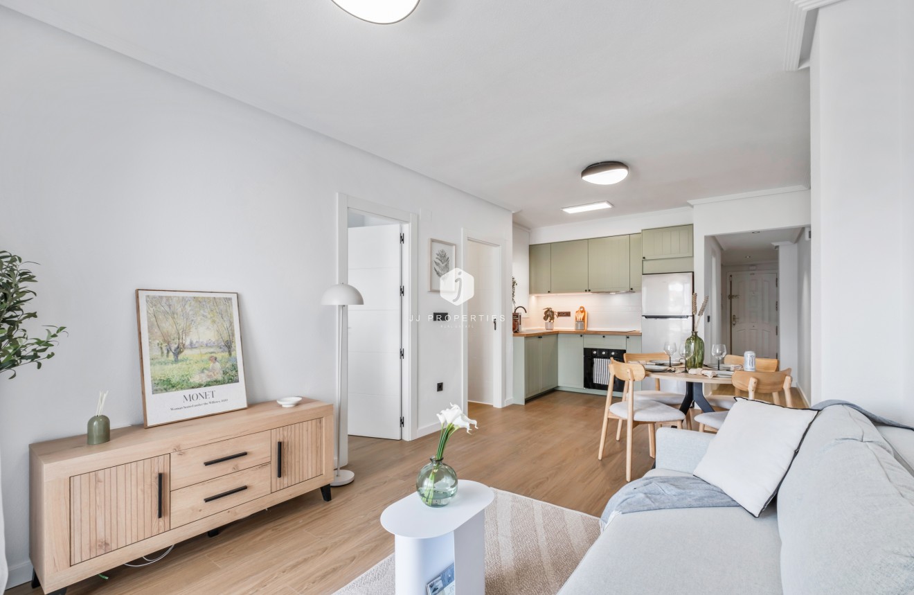 Aus zweiter Hand - Wohnung -
Playa Flamenca - Costa Blanca