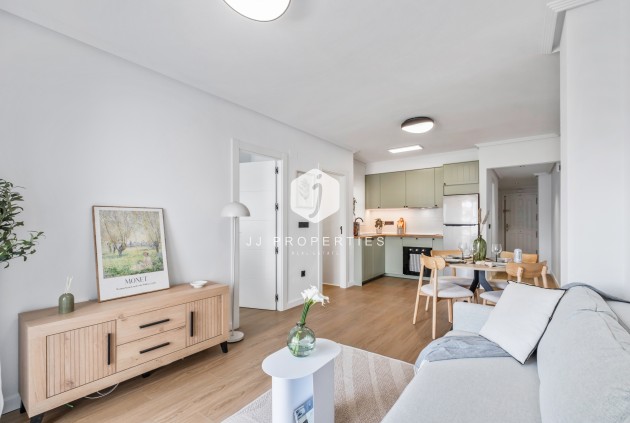 Aus zweiter Hand - Wohnung -
Playa Flamenca - Costa Blanca