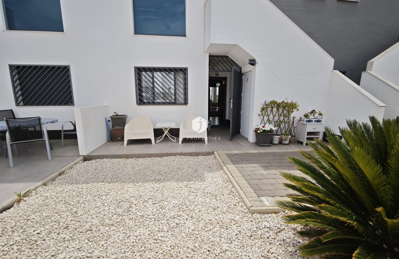 Resale - Apartment / flat -
La Zenia - Costa Blanca