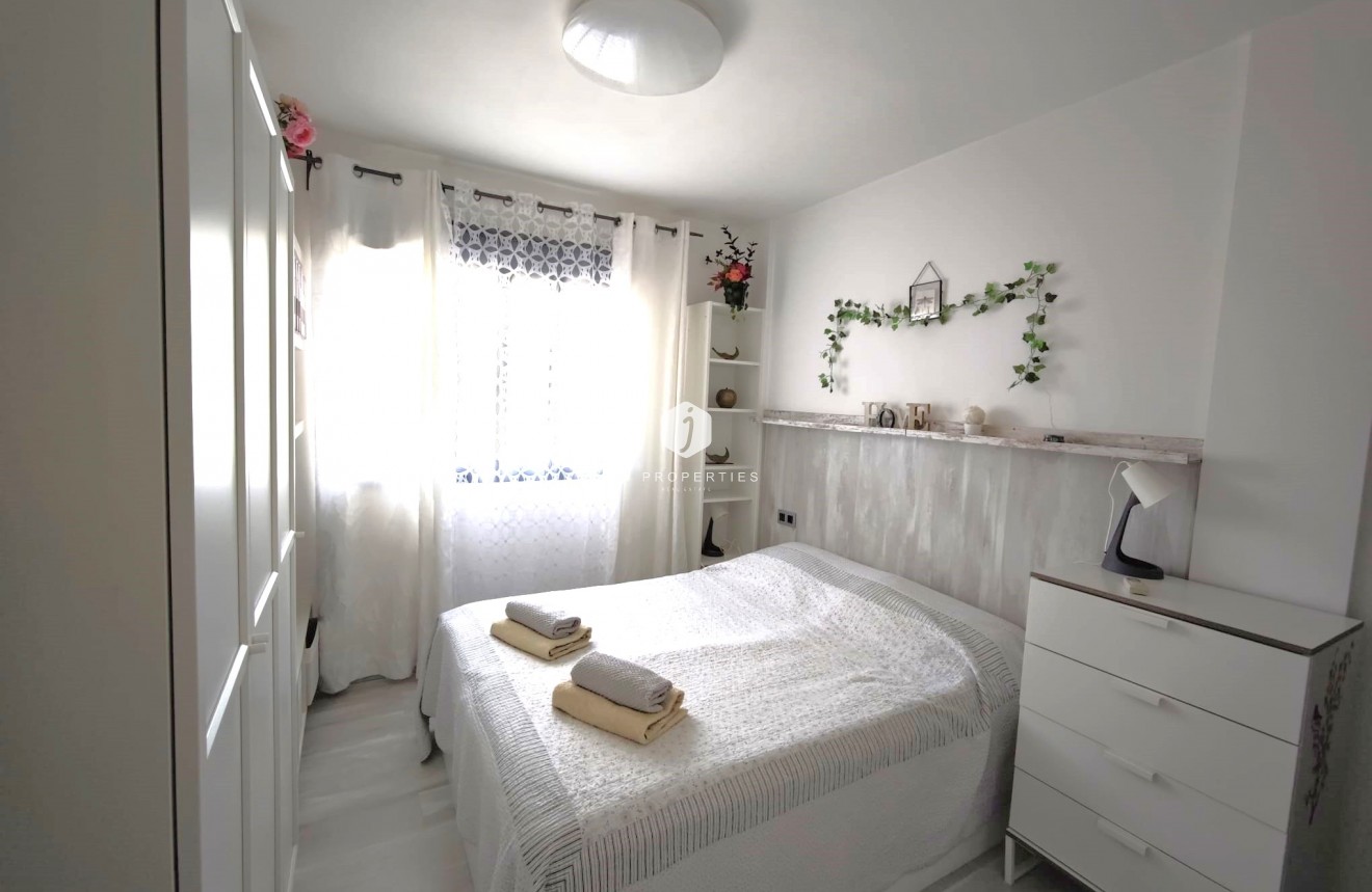 Resale - Apartment / flat -
La Zenia - Costa Blanca