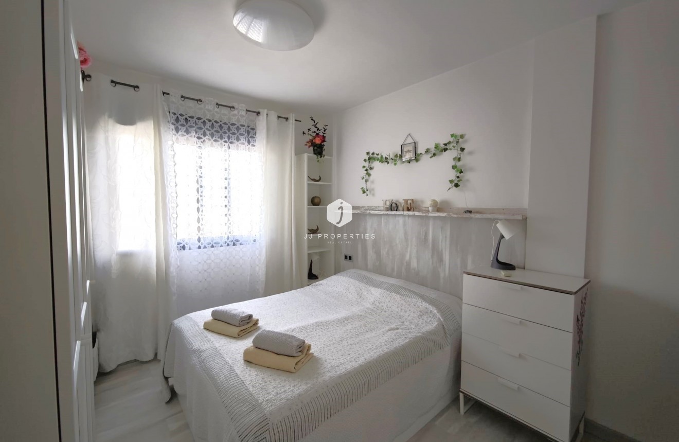 Resale - Apartment / flat -
La Zenia - Costa Blanca