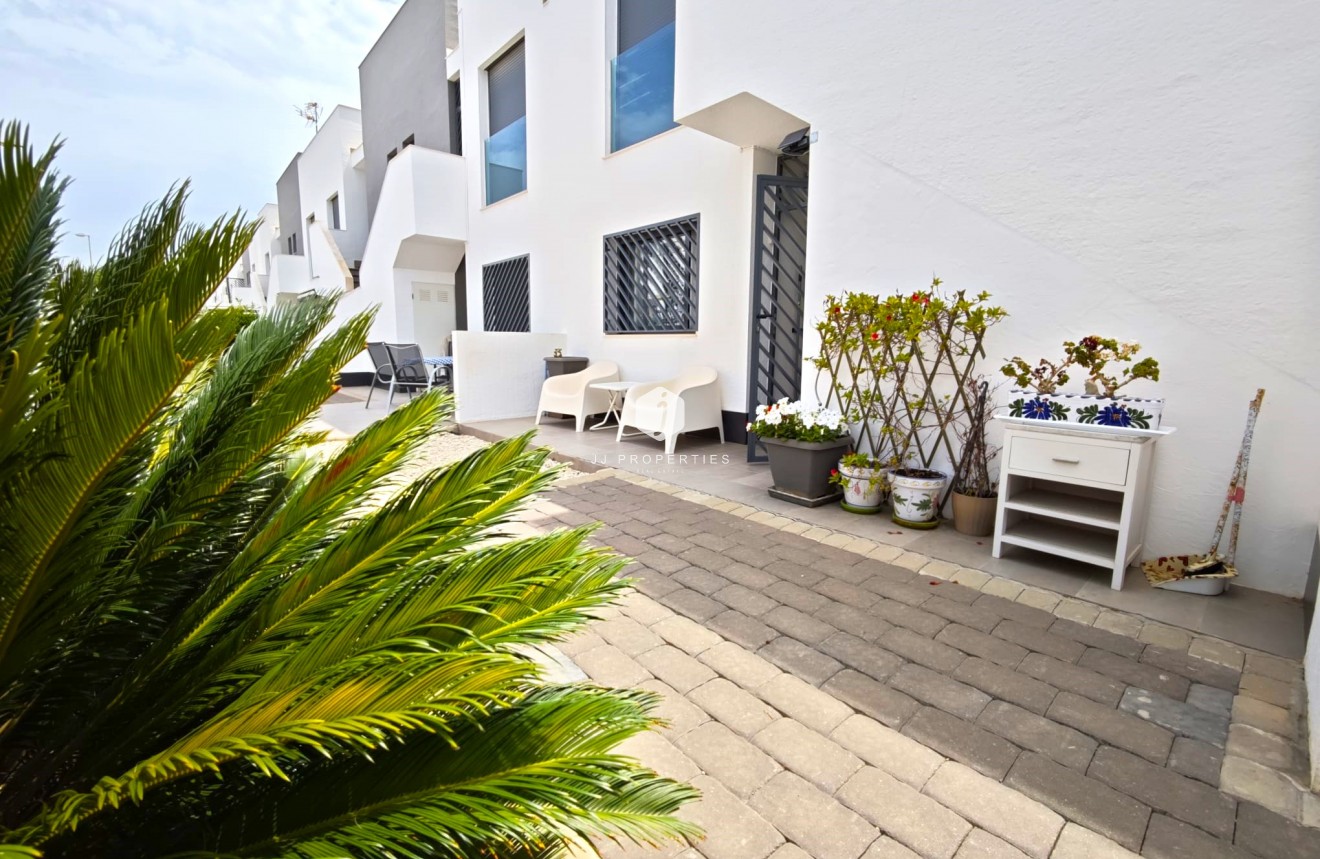 Resale - Apartment / flat -
La Zenia - Costa Blanca