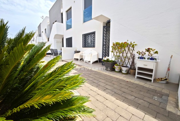 Resale - Apartment / flat -
La Zenia - Costa Blanca