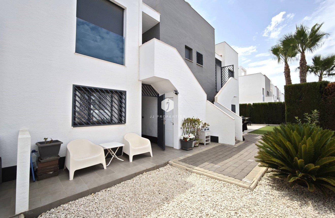 Resale - Apartment / flat -
La Zenia - Costa Blanca