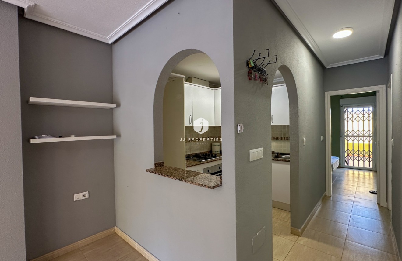 Aus zweiter Hand - Bungalow -
Daya Nueva - Costa Blanca
