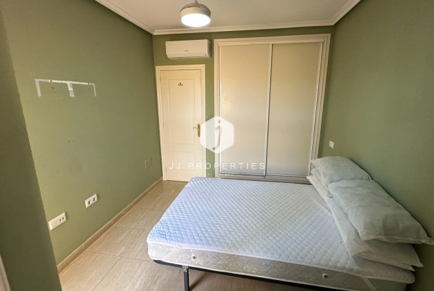 Aus zweiter Hand - Bungalow -
Daya Nueva - Costa Blanca