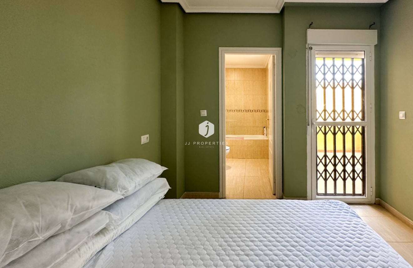 Aus zweiter Hand - Bungalow -
Daya Nueva - Costa Blanca