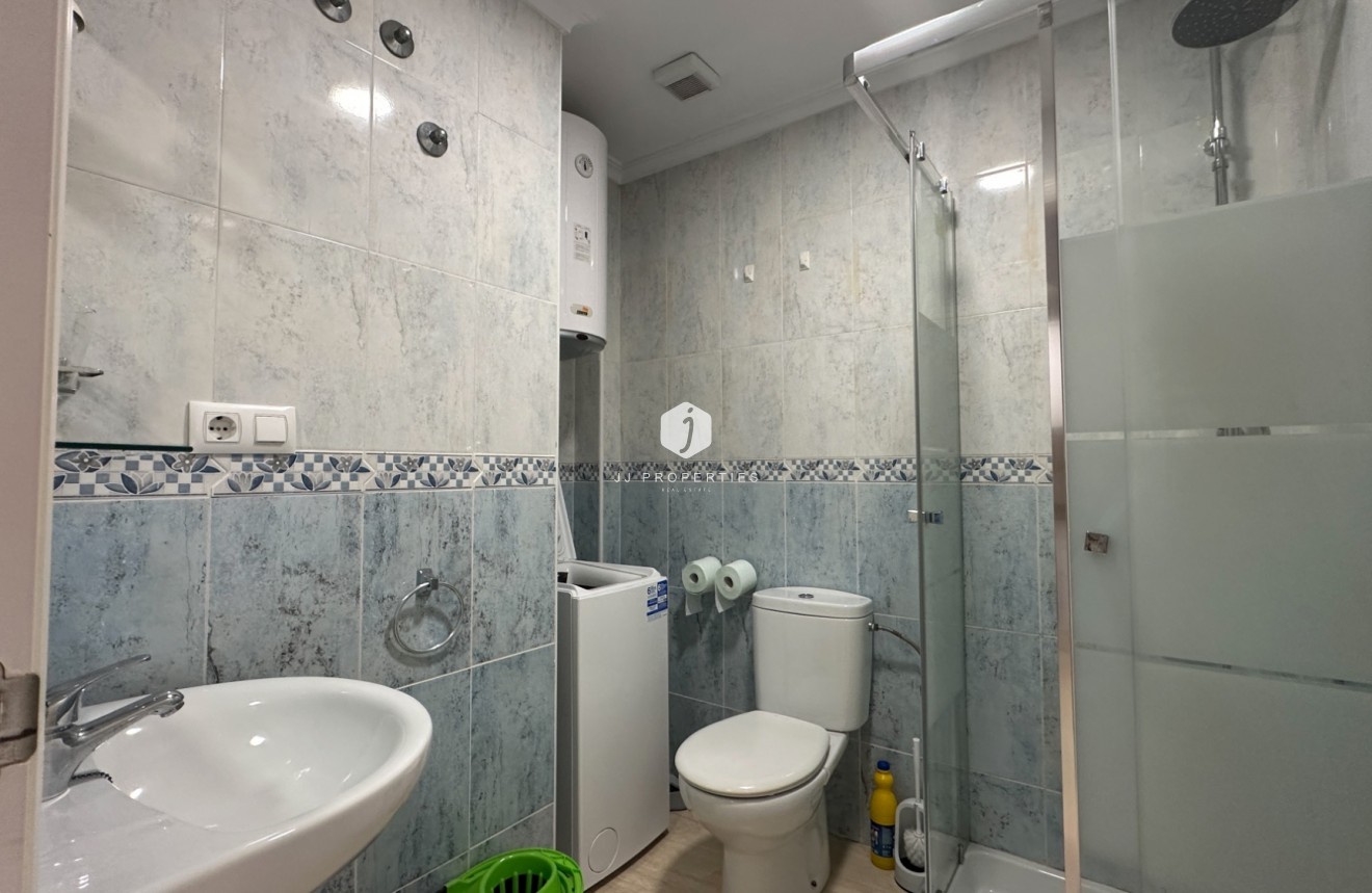 Aus zweiter Hand - Bungalow -
Daya Nueva - Costa Blanca
