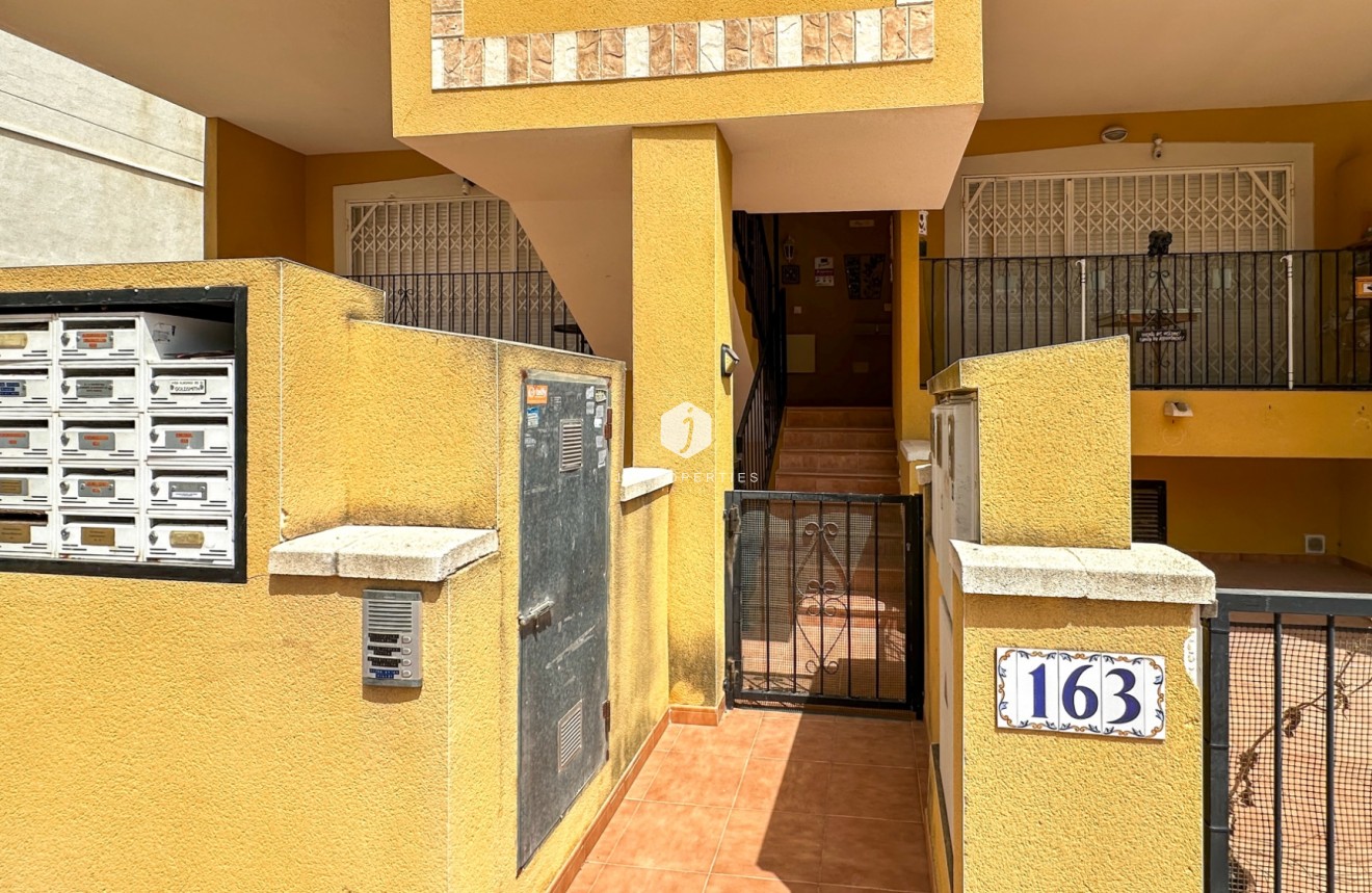 Aus zweiter Hand - Bungalow -
Daya Nueva - Costa Blanca