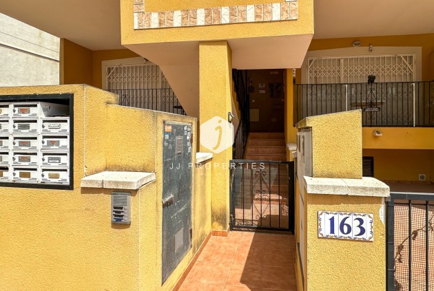 Aus zweiter Hand - Bungalow -
Daya Nueva - Costa Blanca