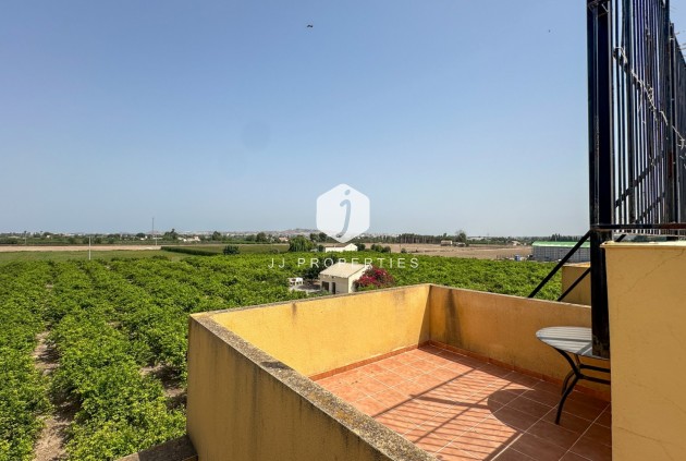 Aus zweiter Hand - Bungalow -
Daya Nueva - Costa Blanca