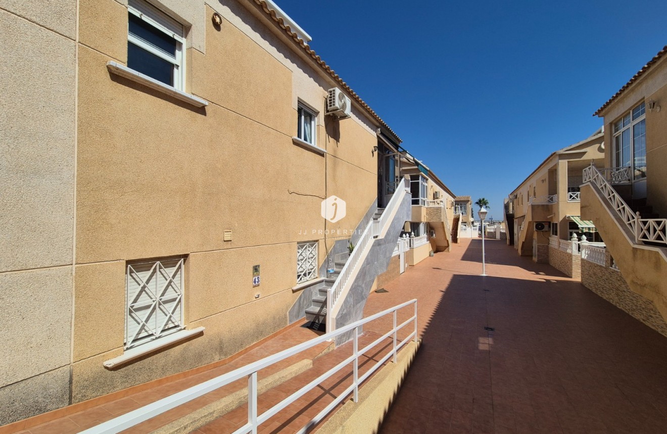 Tweedehands - Bungalow -
Torrevieja - Costa Blanca