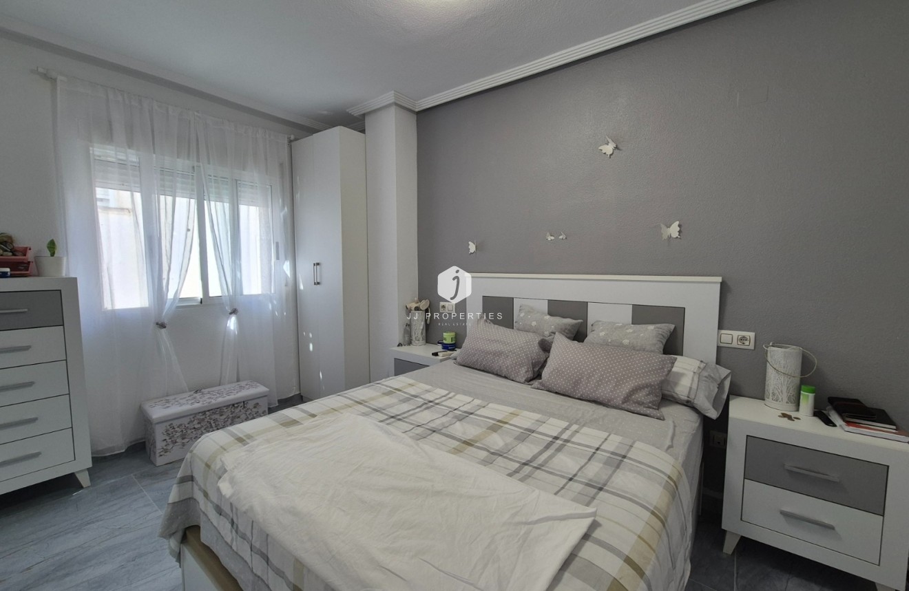 Tweedehands - Bungalow -
Torrevieja - Costa Blanca
