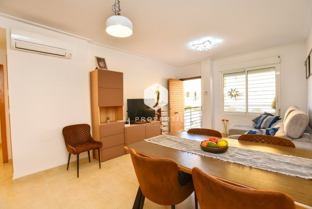 Aus zweiter Hand - Villa -
Algorfa - Inland