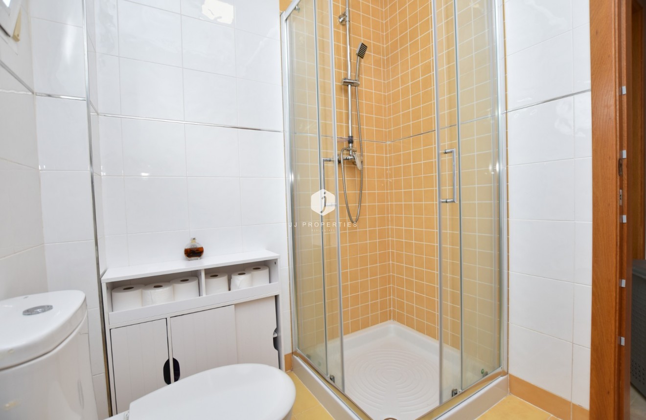 Aus zweiter Hand - Villa -
Algorfa - Inland