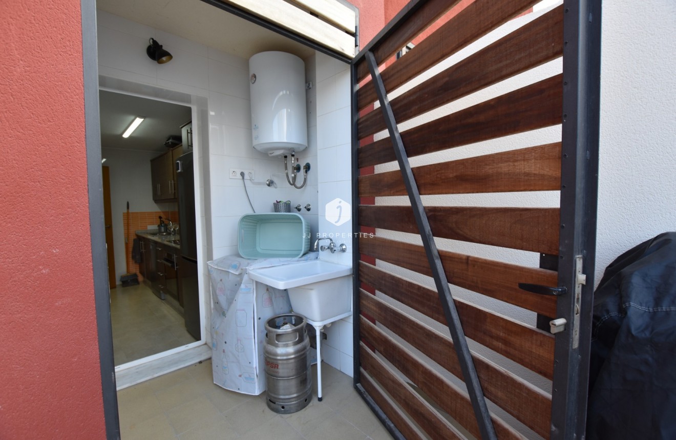 Aus zweiter Hand - Villa -
Algorfa - Inland