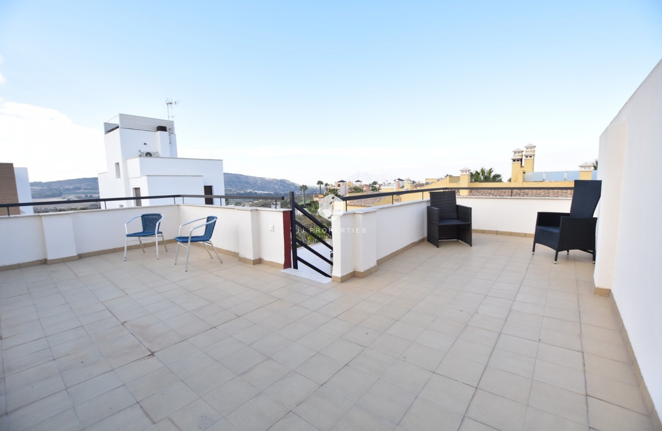 Aus zweiter Hand - Villa -
Algorfa - Inland
