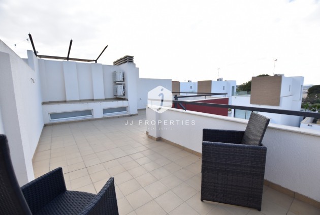 Aus zweiter Hand - Villa -
Algorfa - Inland