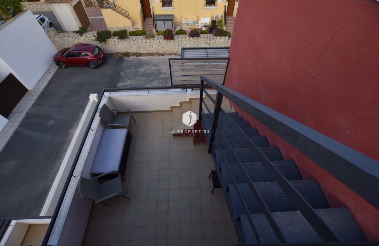 Aus zweiter Hand - Villa -
Algorfa - Inland