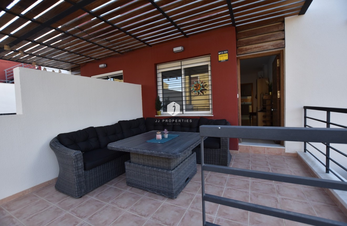 Aus zweiter Hand - Villa -
Algorfa - Inland