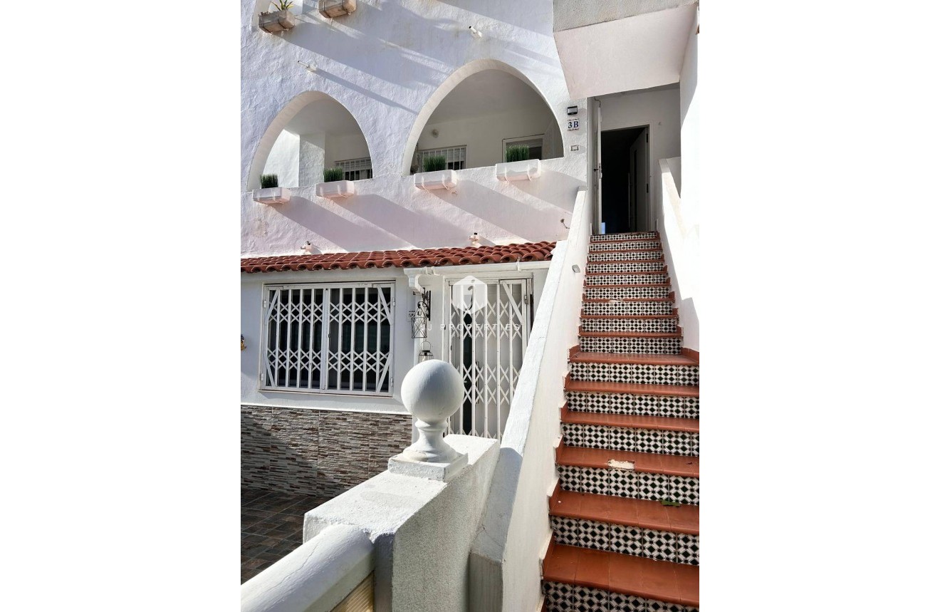 Segunda mano - Apartamento / piso -
Orihuela Costa - La Zenia