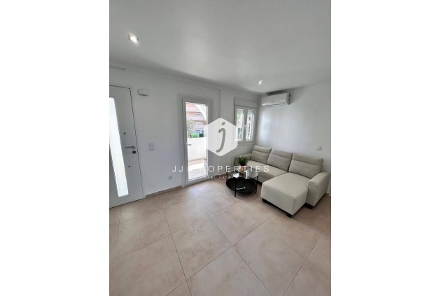 Segunda mano - Apartamento / piso -
Orihuela Costa - La Zenia