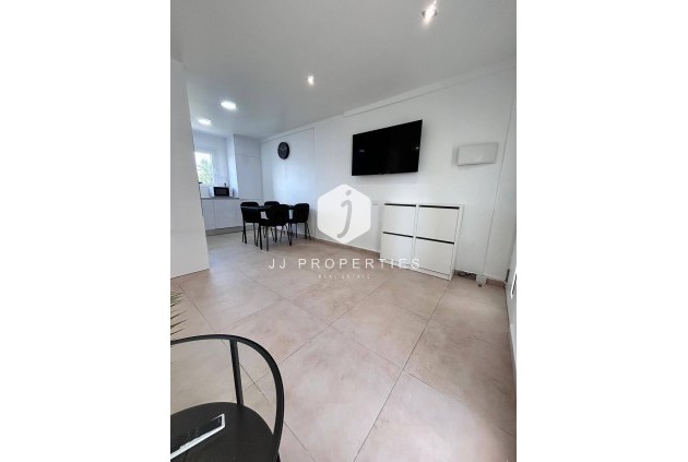 Segunda mano - Apartamento / piso -
Orihuela Costa - La Zenia