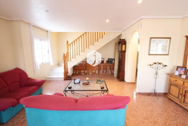 Resale - Villa -
Torrevieja - Costa Blanca