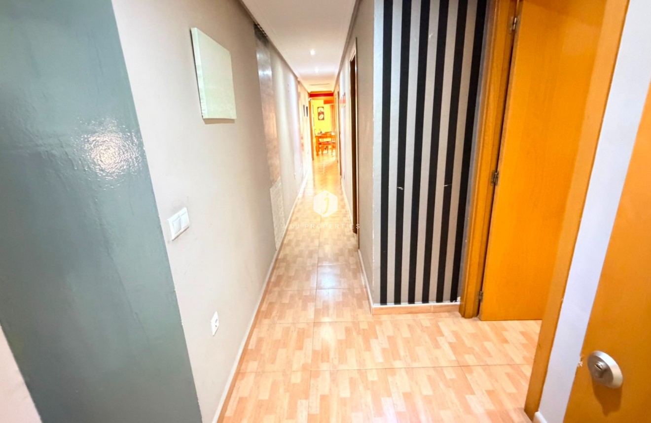 Resale - Apartment / flat -
Los Montesinos - Costa Blanca