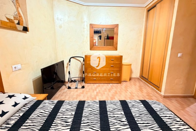 Resale - Apartment / flat -
Los Montesinos - Costa Blanca