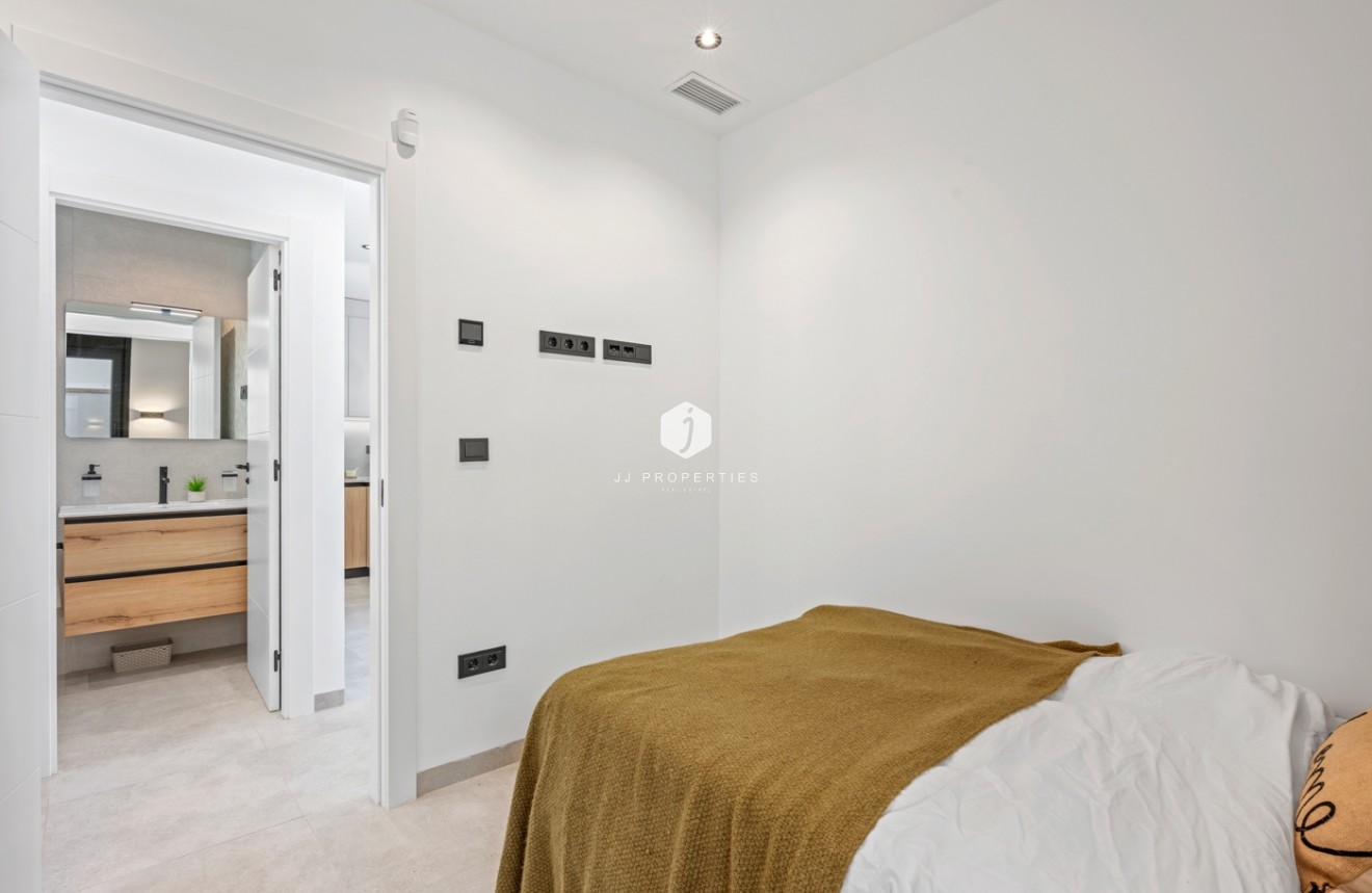 Tweedehands - Villa -
Orihuela Costa - Costa Blanca