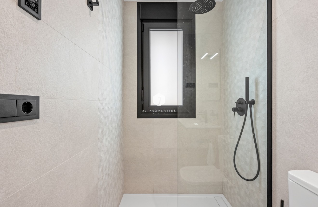 Tweedehands - Villa -
Orihuela Costa - Costa Blanca