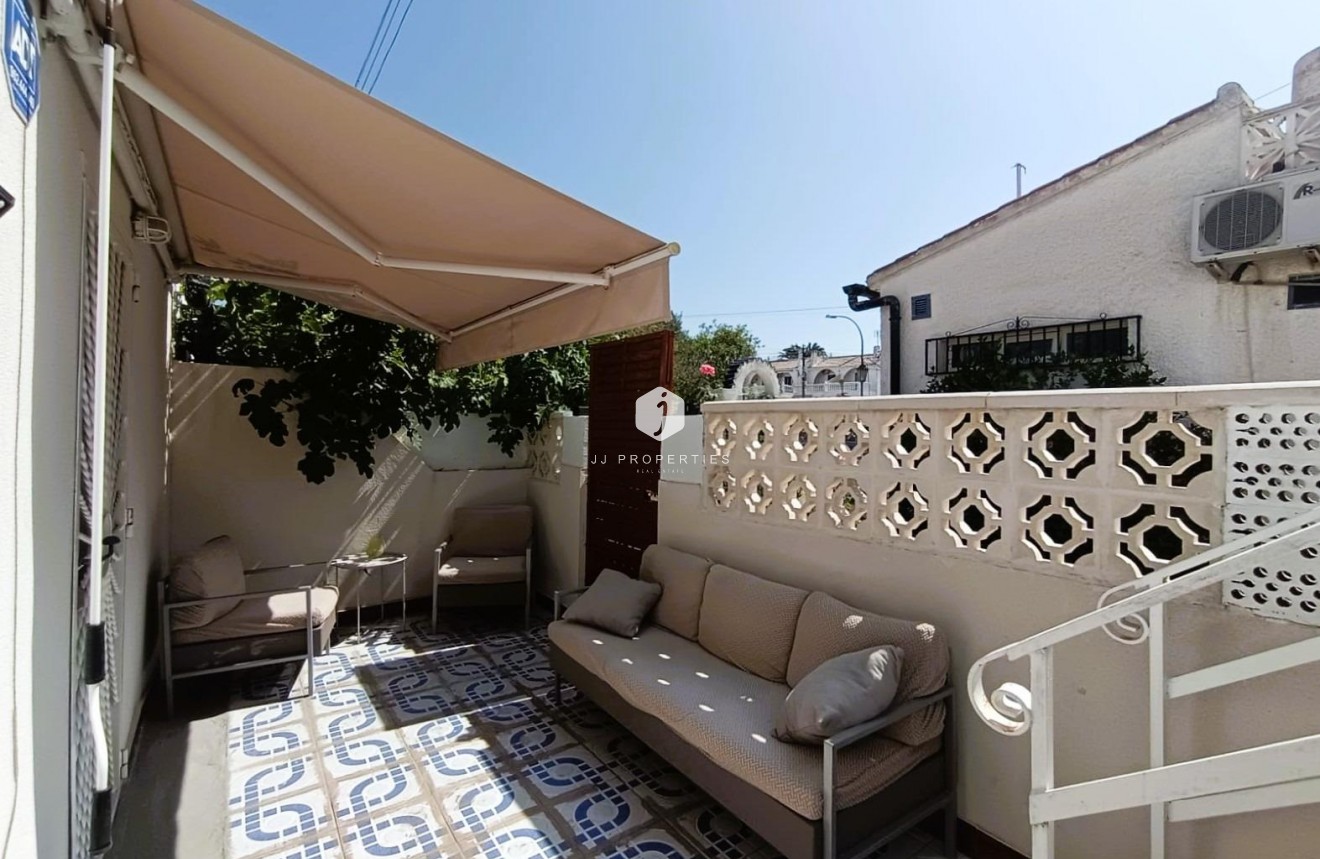 D'occasion - Bungalow -
Torrevieja - Costa Blanca