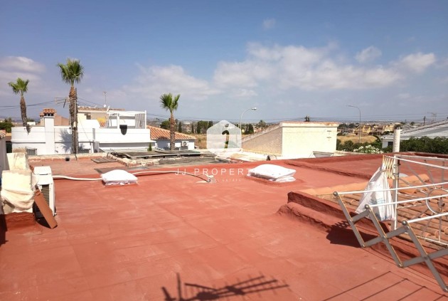 D'occasion - Bungalow -
Torrevieja - Costa Blanca