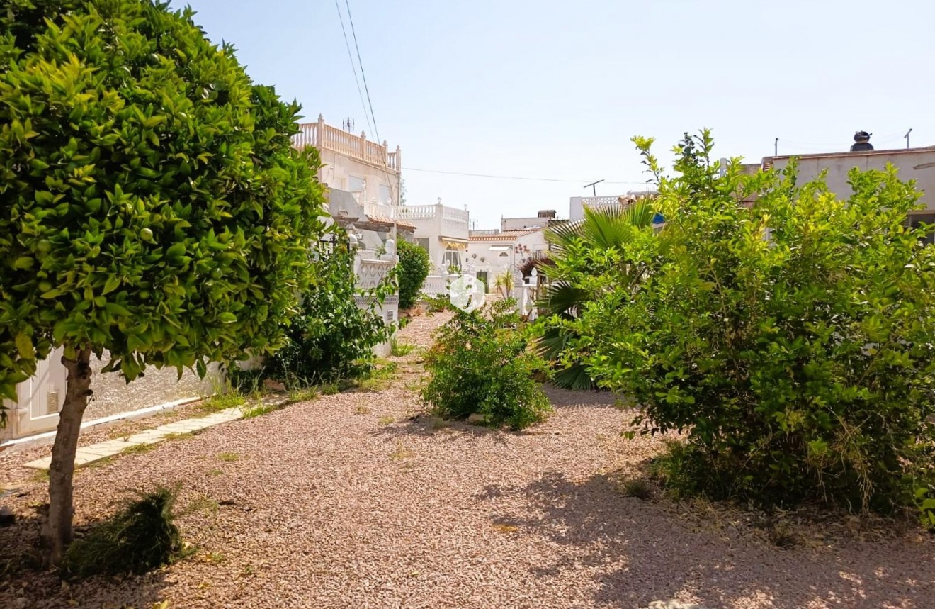 D'occasion - Bungalow -
Torrevieja - Costa Blanca
