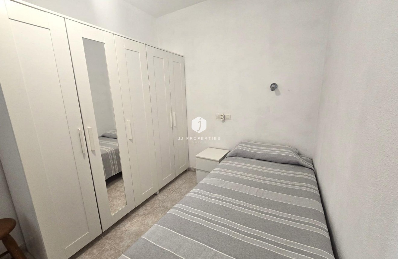 Tweedehands - Chalet -
Torrevieja - Los altos