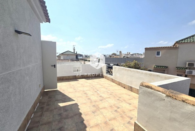 Tweedehands - Chalet -
Torrevieja - Los altos